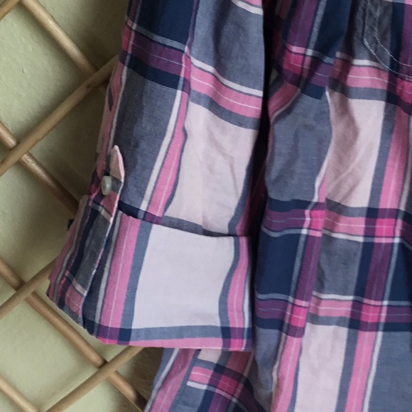 ST JOHNS BAY Size XL roll tab sleeve blouse - Picture 3 of 7